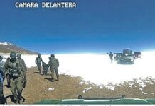 Policías bolivianos detenidos en Chile por tráfico de drogas y armas